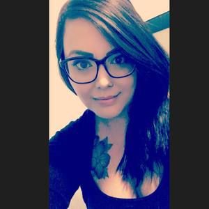 Meet your Posher, Crystal